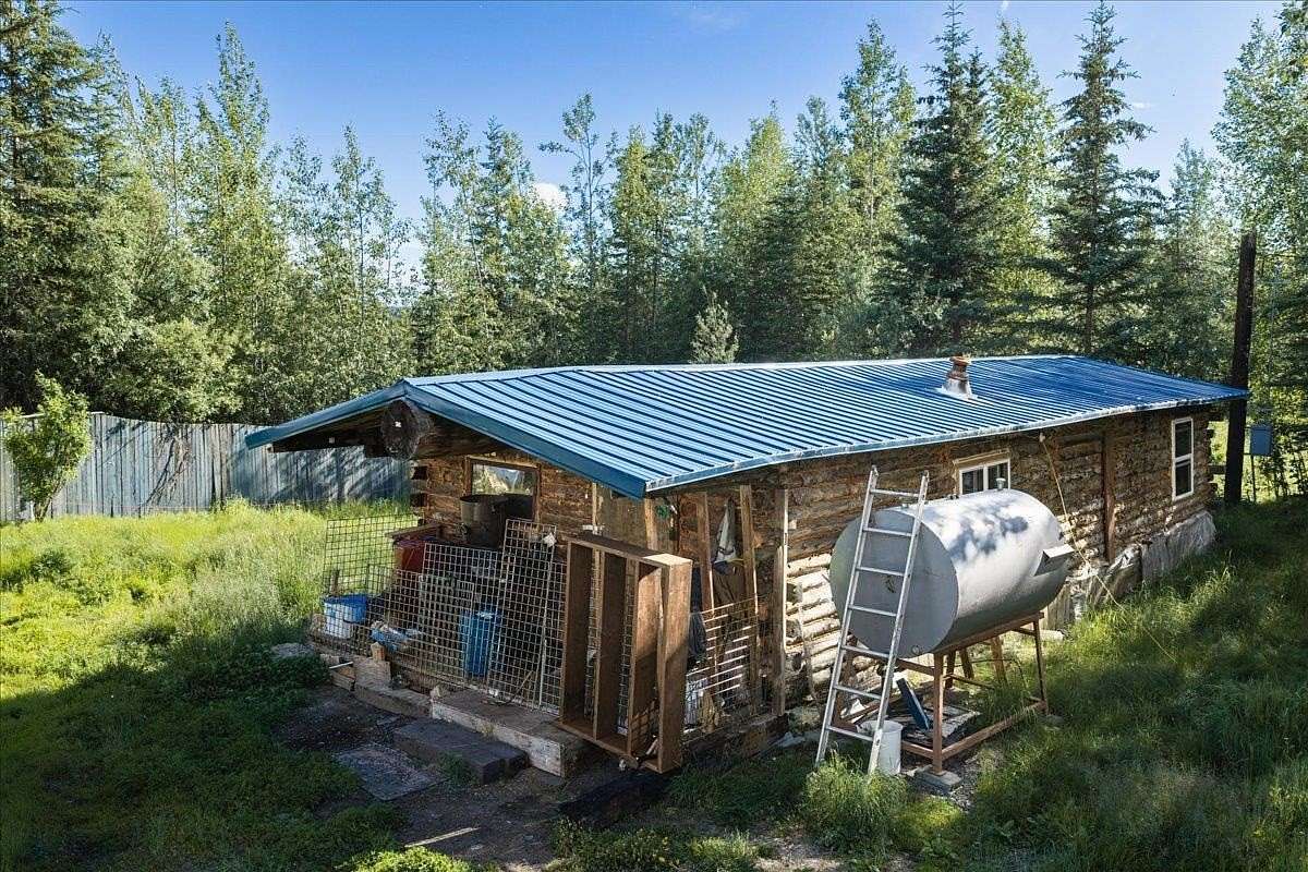 10.1 Acres of Recreational Land with Home for Sale in Fairbanks, Alaska