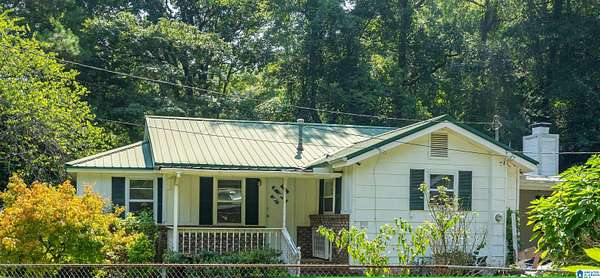 5.5 Acres of Land with Home for Sale in Sylacauga, Alabama