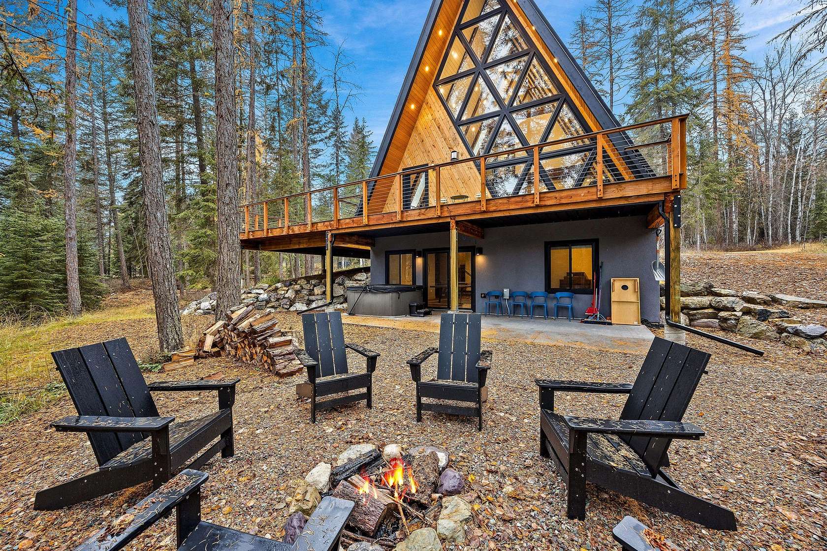 4.56 Acres of Land with Home for Sale in Whitefish, Montana
