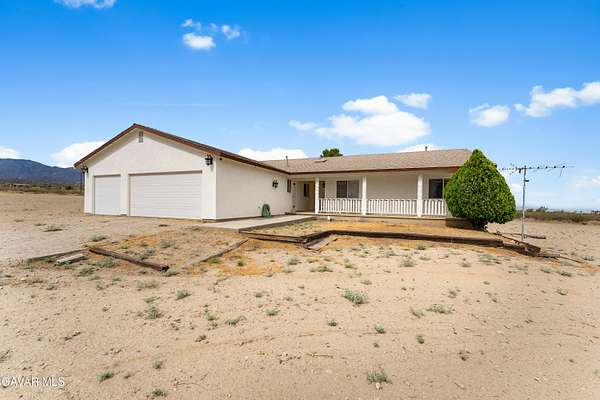 2.49 Acres of Land with Home for Sale in Llano, California