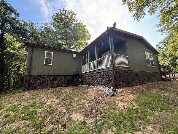 18.2 Acres of Land with Home for Sale in Montalba, Texas