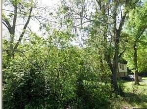 0.75 Acres of Land for Sale in Live Oak, Florida
