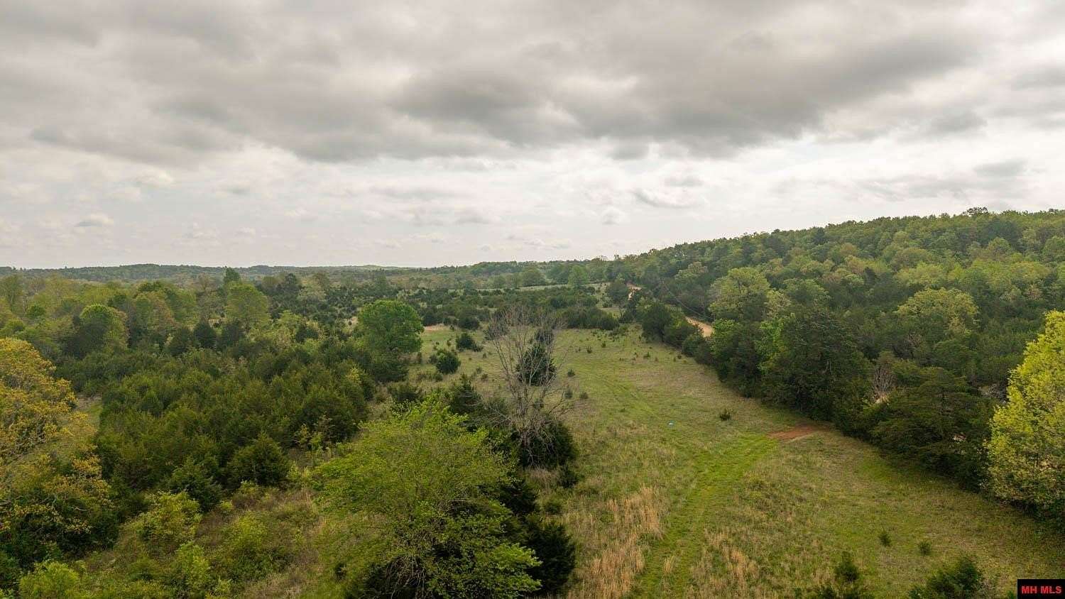10 Acres of Recreational & Residential Land for Sale in Elizabeth, Arkansas