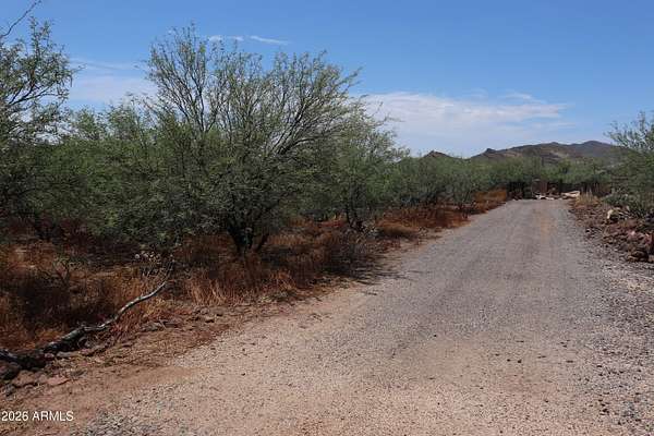 1.25 Acres of Residential Land for Sale in New River, Arizona