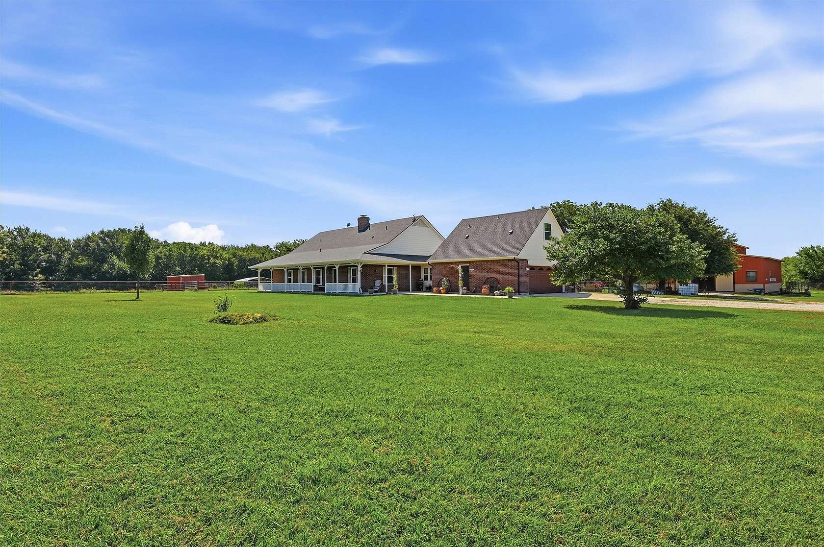 10.8 Acres of Land with Home for Sale in Collinsville, Texas