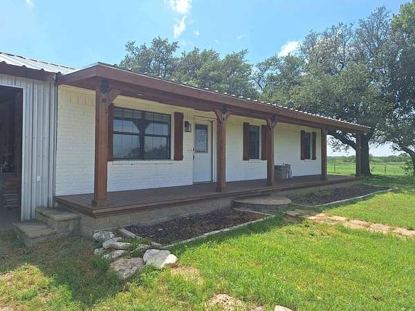 5 Acres of Land with Home for Lease in Stephenville, Texas