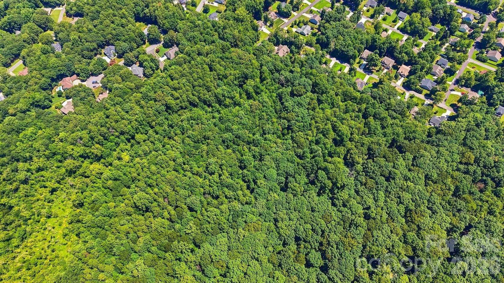 1 Acre of Residential Land for Sale in Huntersville, North Carolina