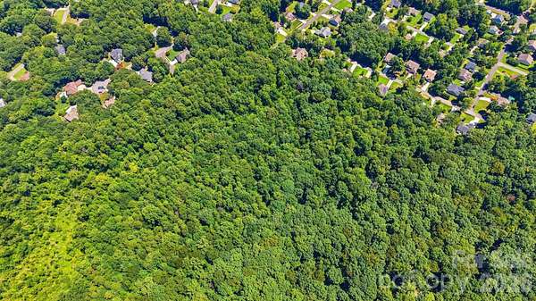 1 Acre of Residential Land for Sale in Huntersville, North Carolina