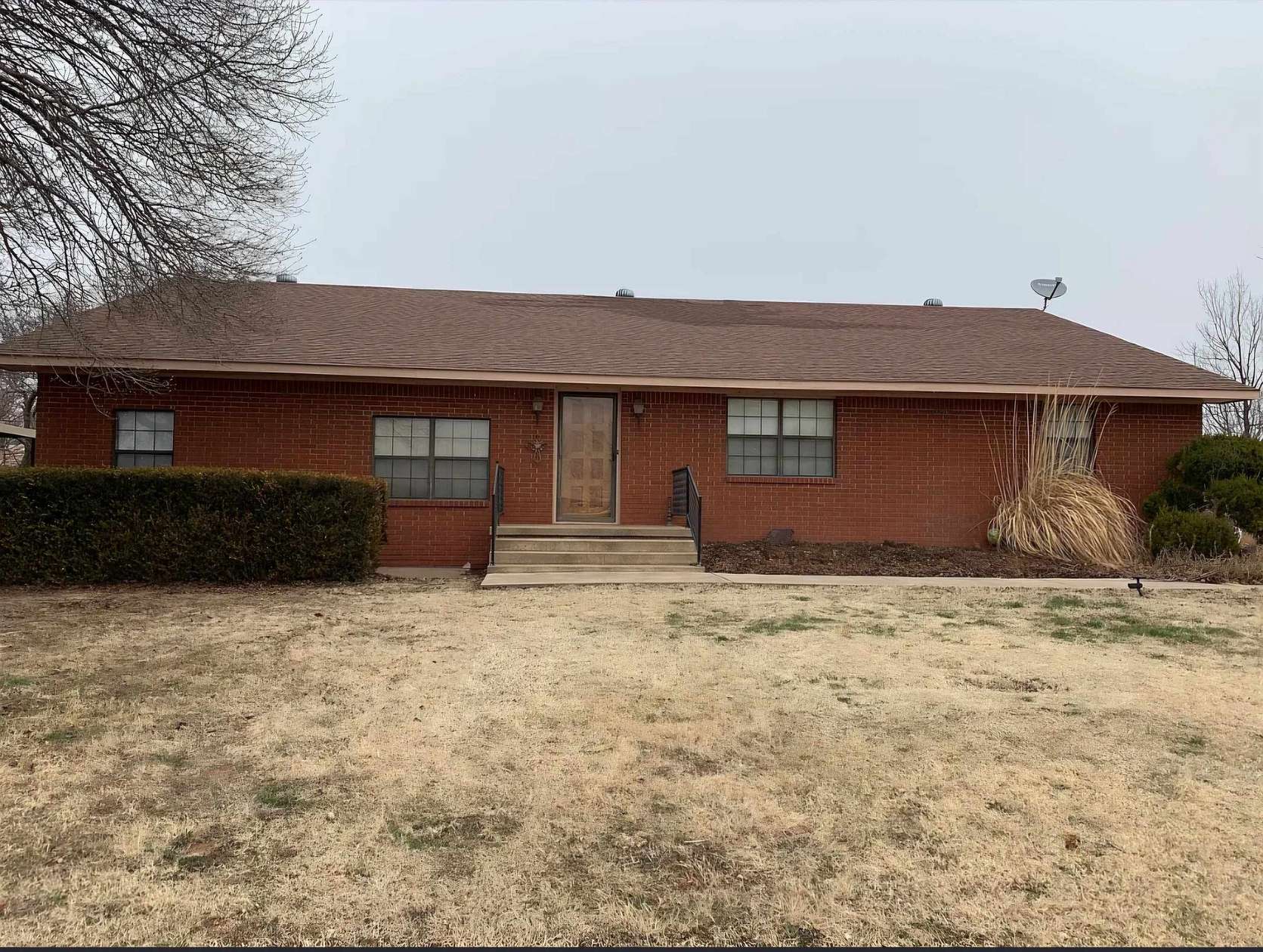 19 Acres of Land with Home for Sale in Aline, Oklahoma