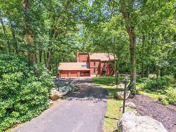 2.55 Acres of Land with Home for Sale in East Greenwich, Rhode Island
