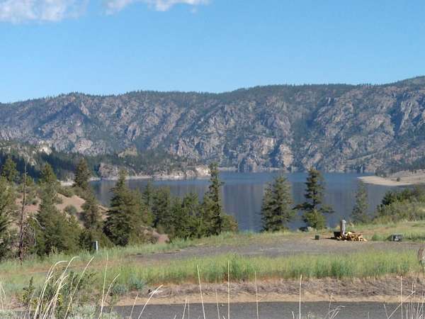 1.1 Acres of Residential Land for Sale in Creston, Washington