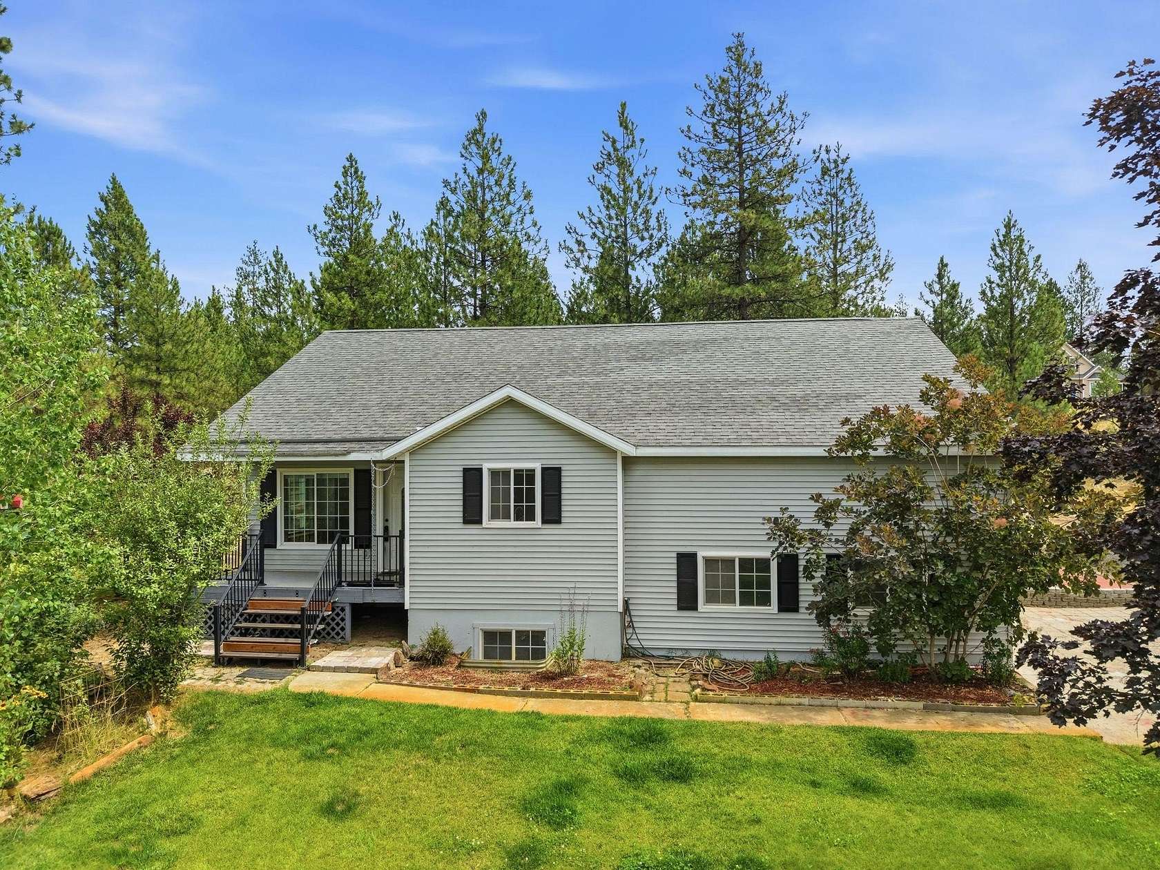 5 Acres of Improved Mixed-Use Land for Sale in Medical Lake, Washington