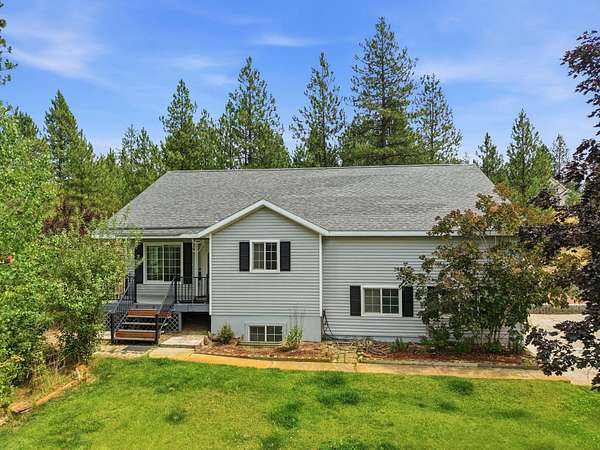 5 Acres of Improved Mixed-Use Land for Sale in Medical Lake, Washington