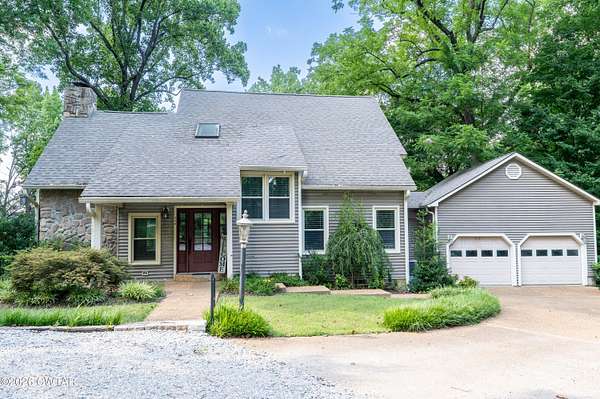 2.1 Acres of Land with Home for Sale in Dyersburg, Tennessee