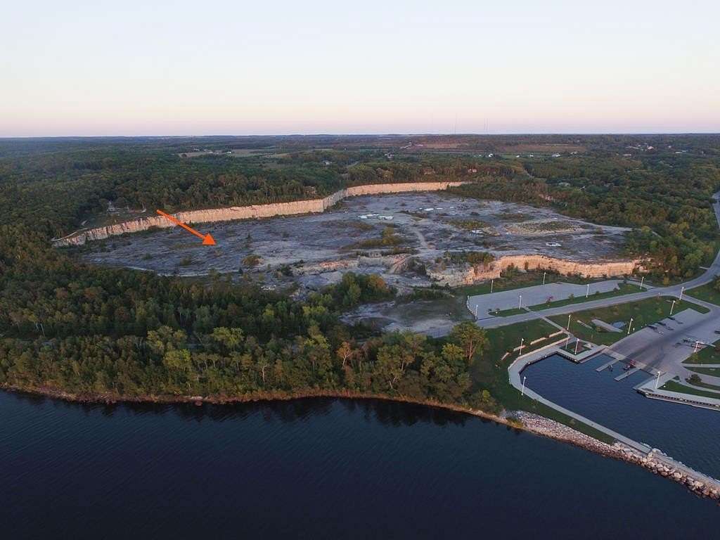 0.76 Acres of Mixed-Use Land for Sale in Sturgeon Bay, Wisconsin
