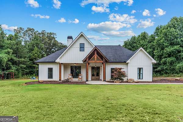 4.18 Acres of Land with Home for Sale in Jefferson, Georgia
