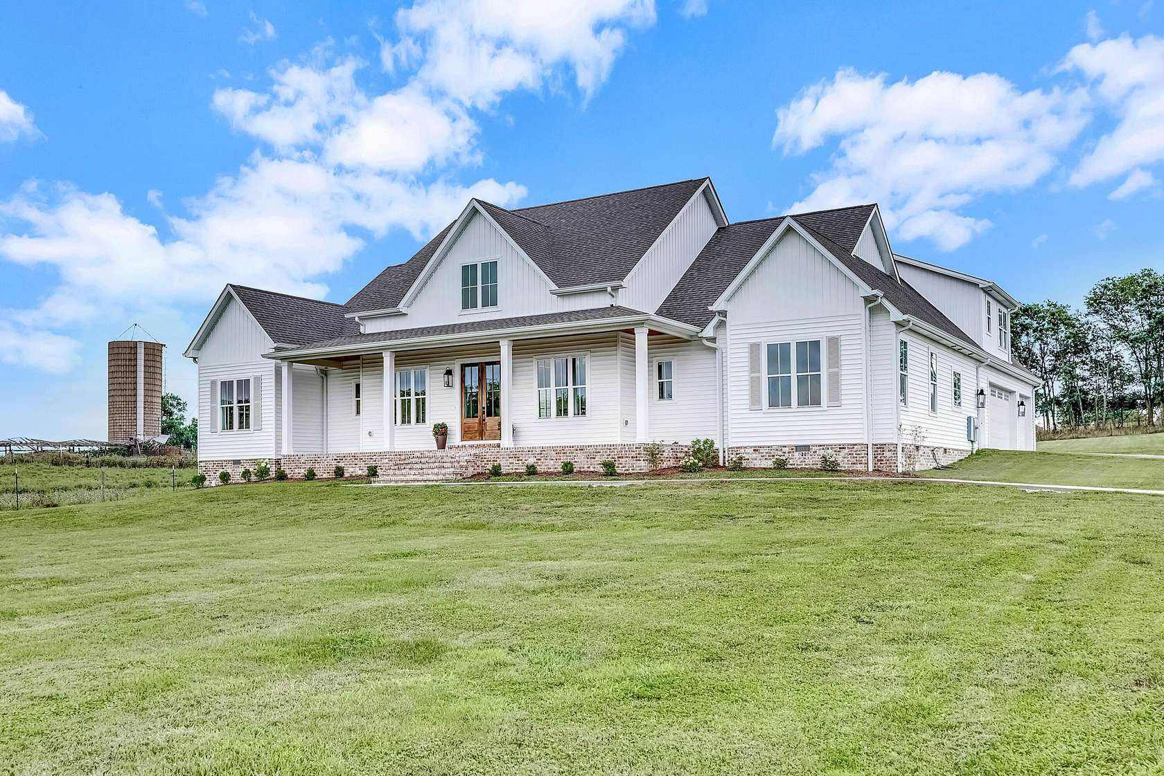 2.85 Acres of Land with Home for Sale in Danville, Kentucky