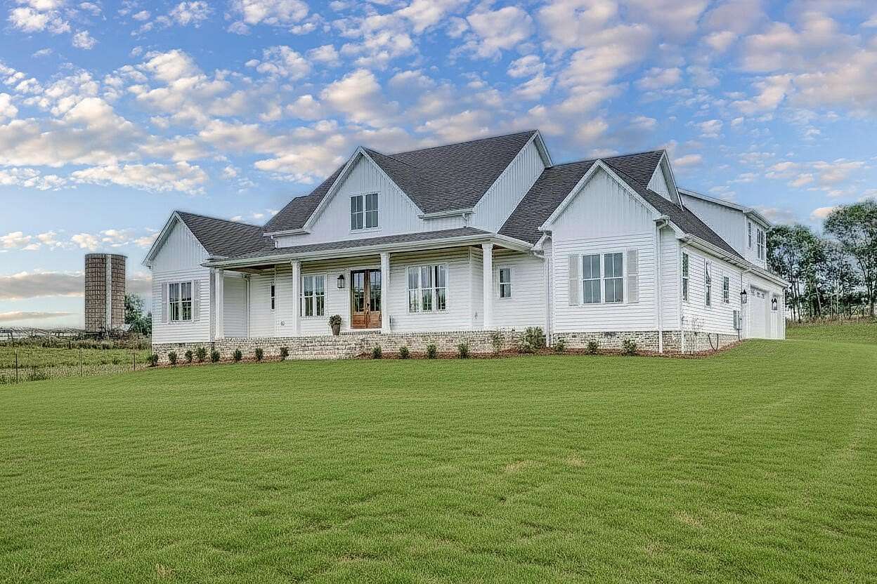 2.85 Acres of Land with Home for Sale in Danville, Kentucky