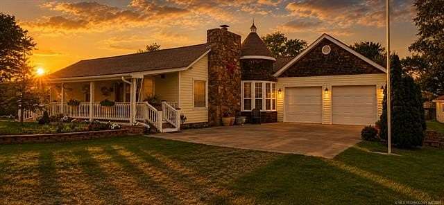 10 Acres of Land with Home for Sale in Vinita, Oklahoma