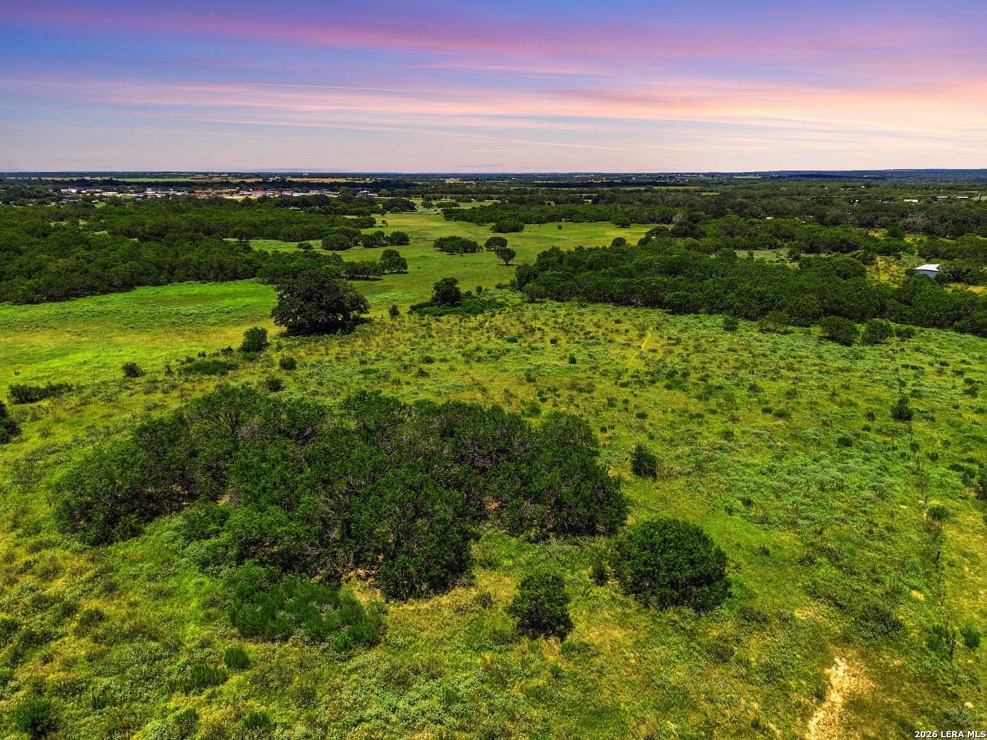 10 Acres of Land for Sale in La Vernia, Texas