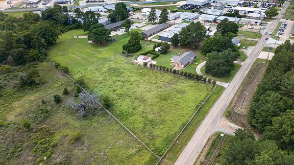 2 Acres of Residential Land for Sale in Tyler, Texas