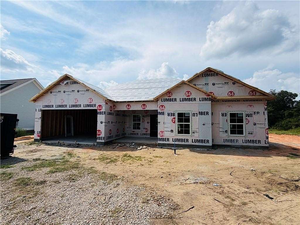 5 Acres of Land with Home for Sale in Phenix City, Alabama