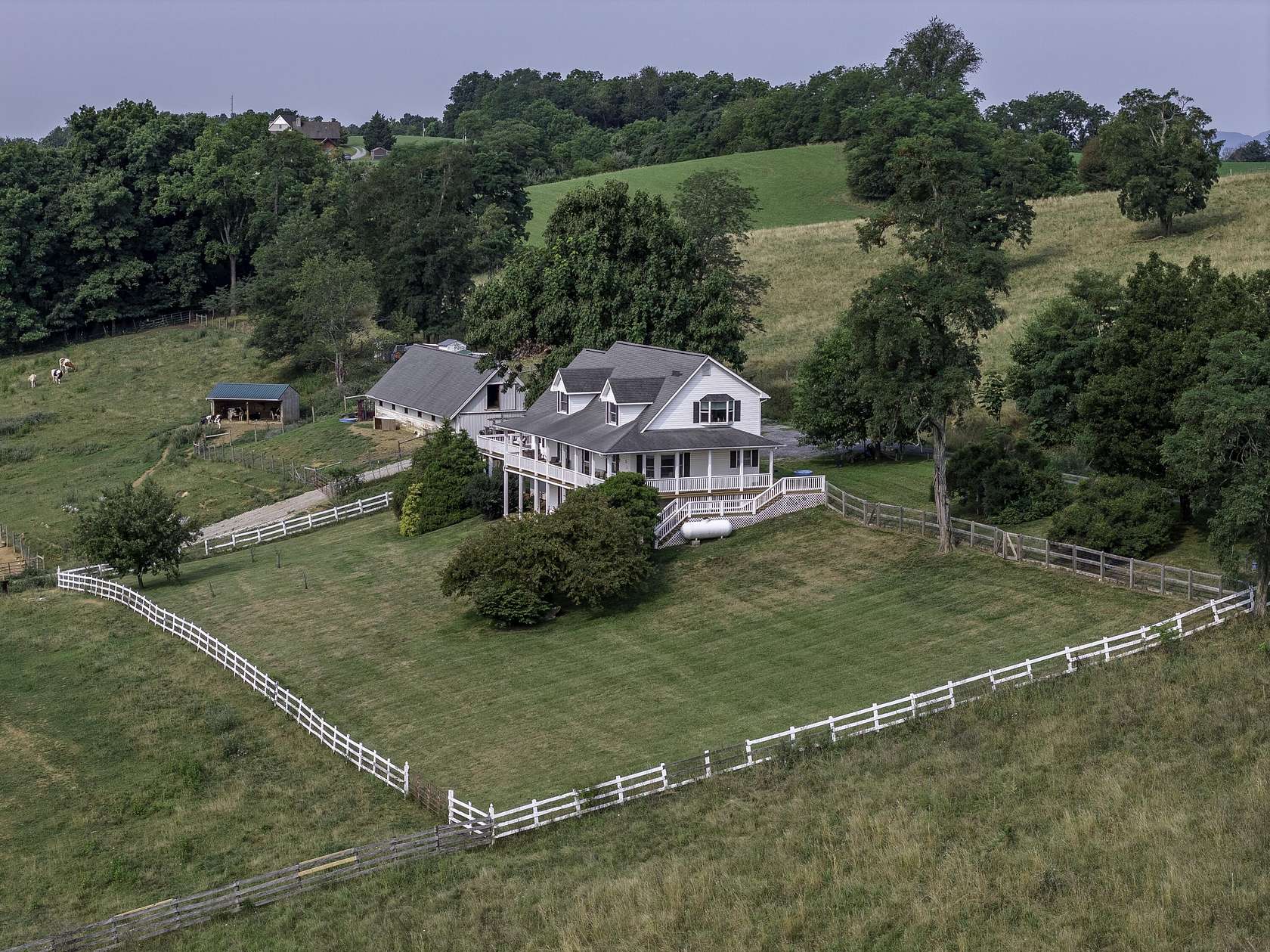 7 Acres of Land with Home for Sale in Fairfield, Virginia