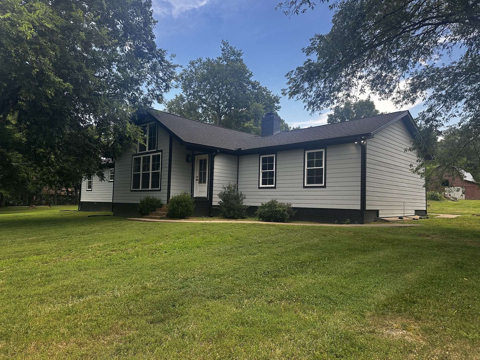 17.3 Acres of Land with Home for Sale in Christiana, Tennessee