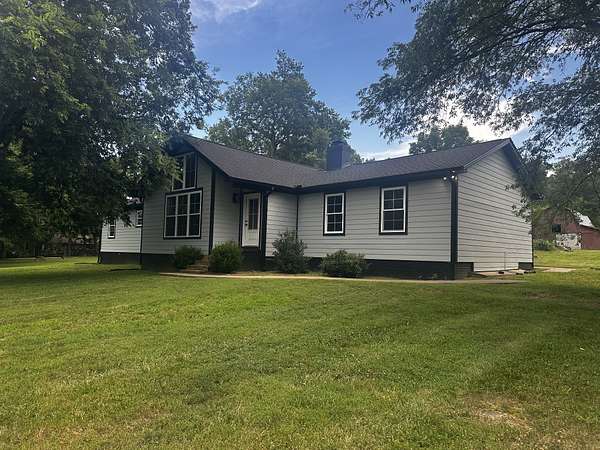 17.3 Acres of Land with Home for Sale in Christiana, Tennessee