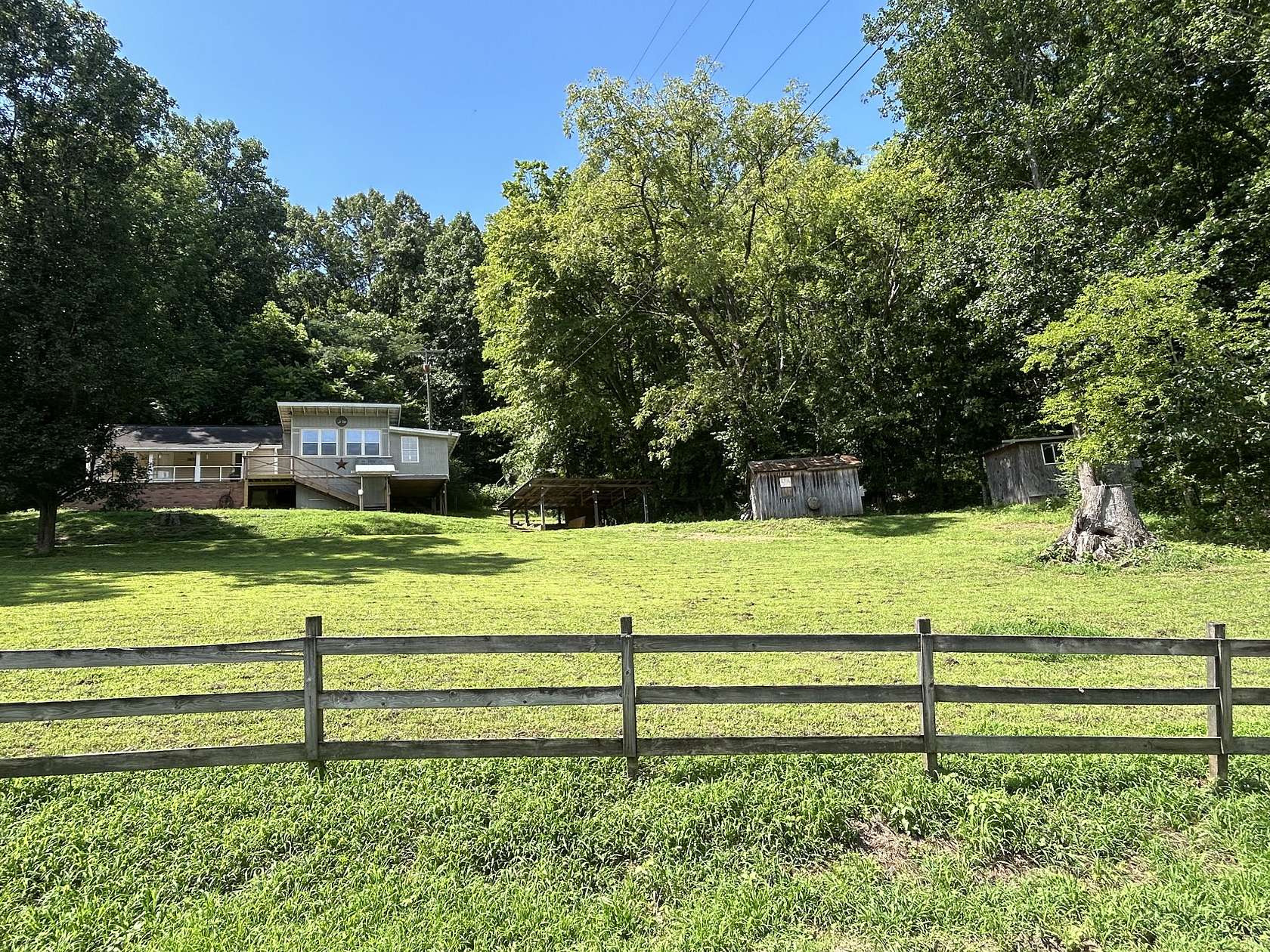 1.77 Acres of Land with Home for Sale in Goodlettsville, Tennessee