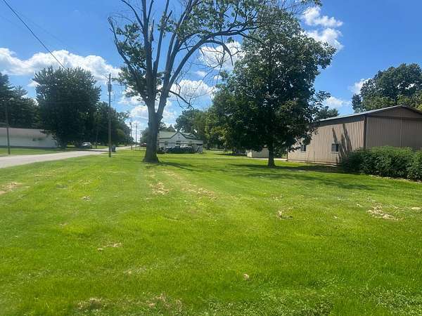 0.25 Acres of Residential Land for Sale in Fairfield, Illinois