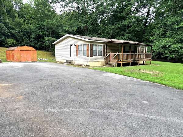 2.4 Acres of Land with Home for Sale in Charleston, Tennessee