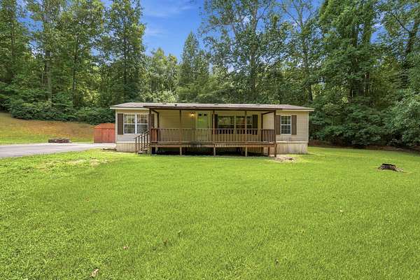 2.4 Acres of Land with Home for Sale in Charleston, Tennessee