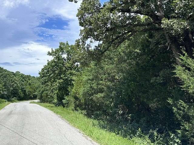 10 Acres of Residential Land for Sale in Mountain Home, Arkansas