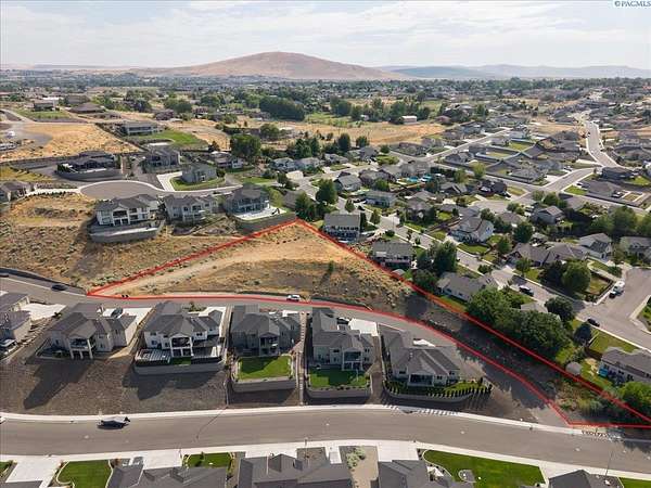 0.97 Acres of Residential Land for Sale in West Richland, Washington