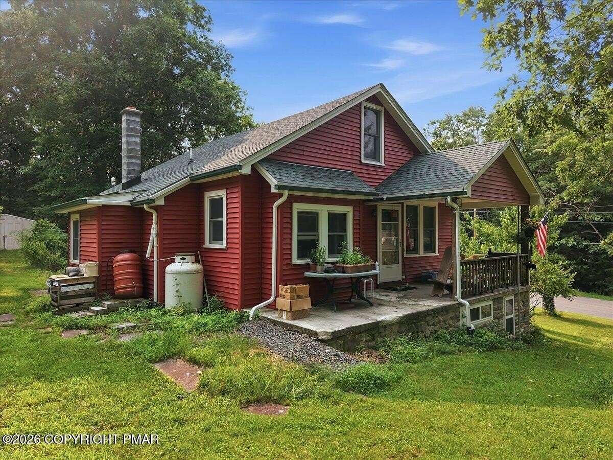 1.66 Acres of Land with Home for Sale in Canadensis, Pennsylvania