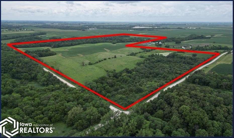 140 Acres of Land for Sale in Fremont, Iowa