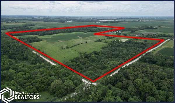 140 Acres of Land for Sale in Fremont, Iowa