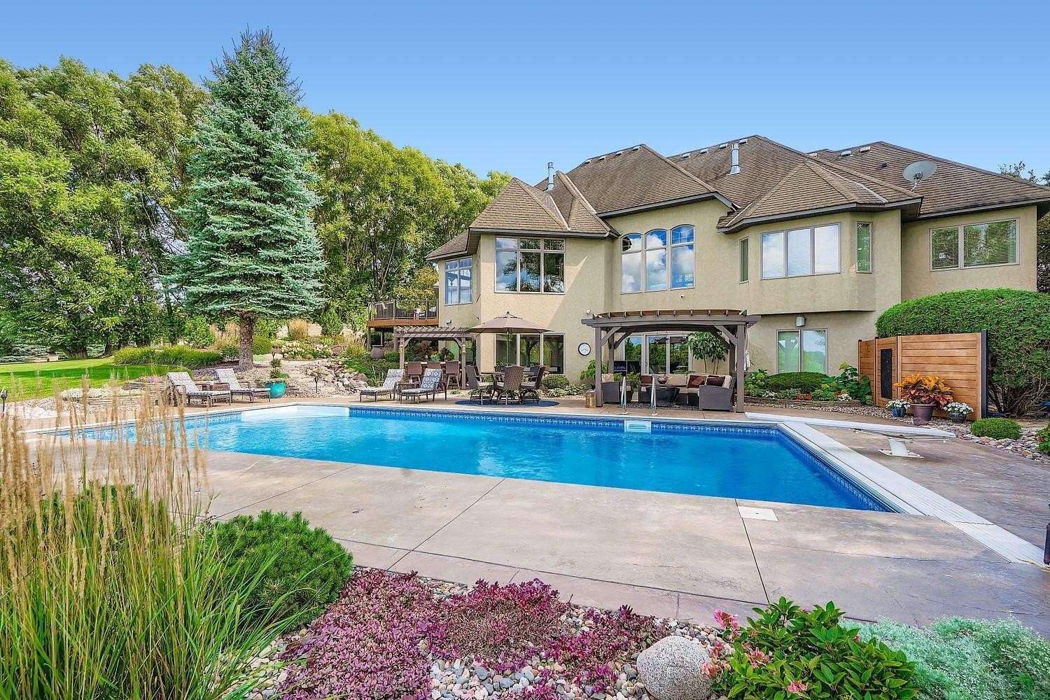 2.5 Acres of Land with Home for Sale in Prior Lake, Minnesota