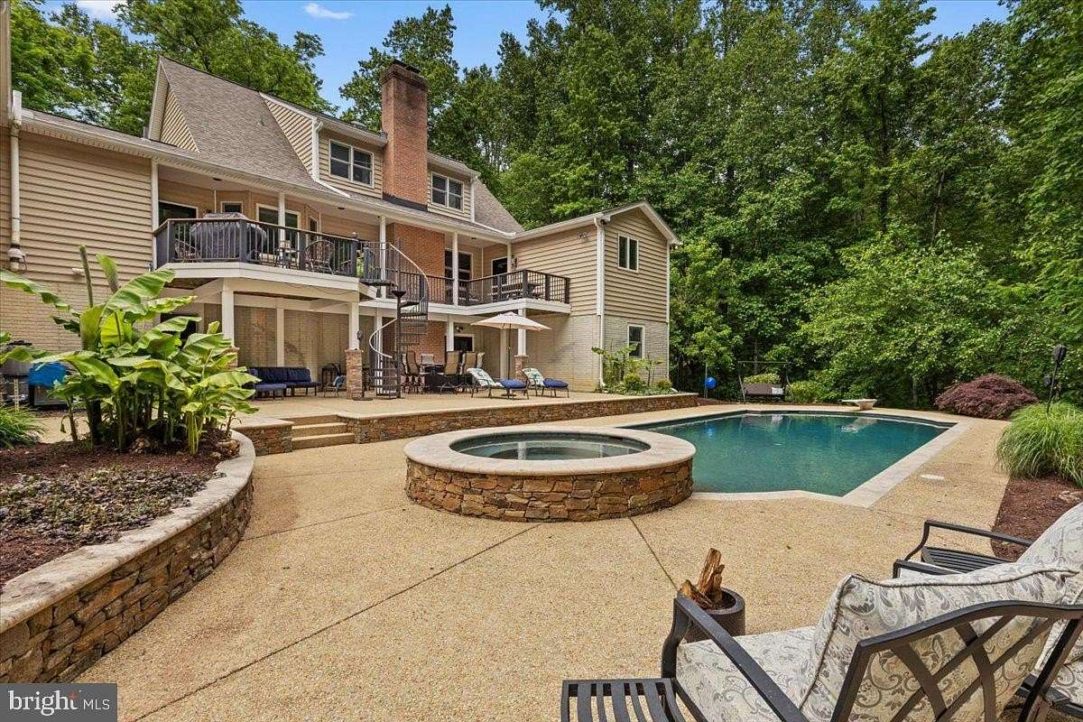 2.9 Acres of Land with Home for Sale in Owings, Maryland