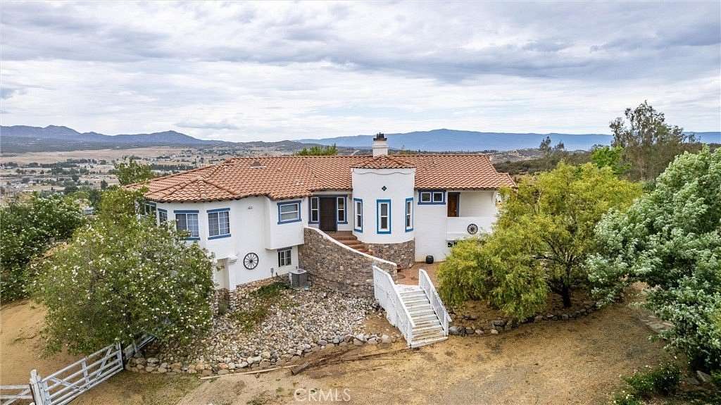 2.65 Acres of Land with Home for Sale in Aguanga, California