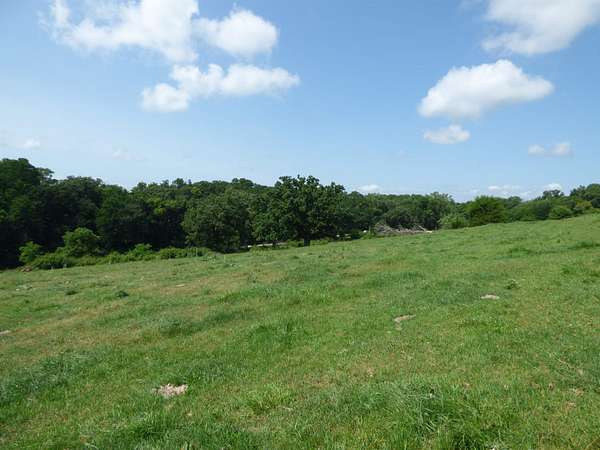 5.39 Acres of Residential Land for Sale in East Dubuque, Illinois