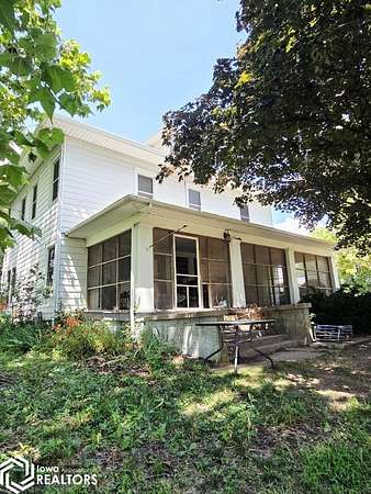 9.52 Acres of Land with Home for Sale in Leon, Iowa