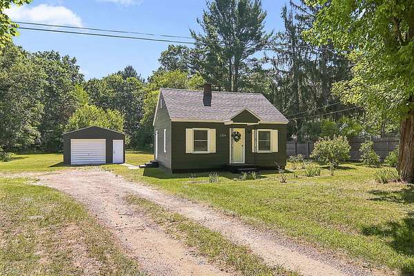 1 Acre of Land with Home for Sale in Muskegon, Michigan