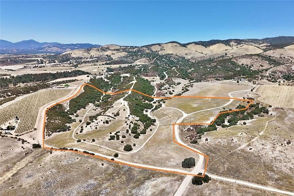 40 Acres of Land for Sale in Lockwood, California