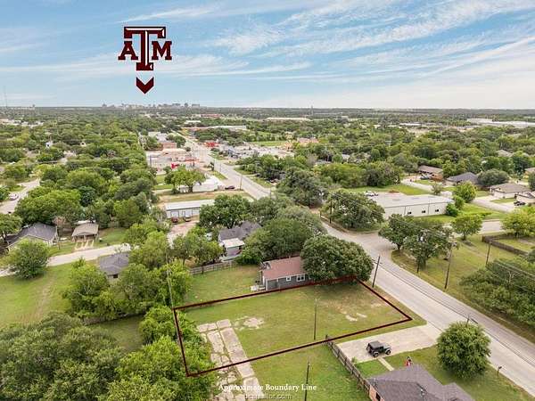 0.19 Acres of Mixed-Use Land for Sale in Bryan, Texas