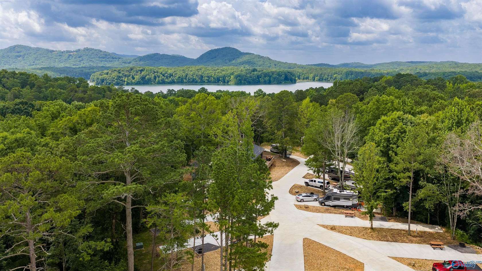 9 Acres of Improved Commercial Land for Auction in Chatsworth, Georgia