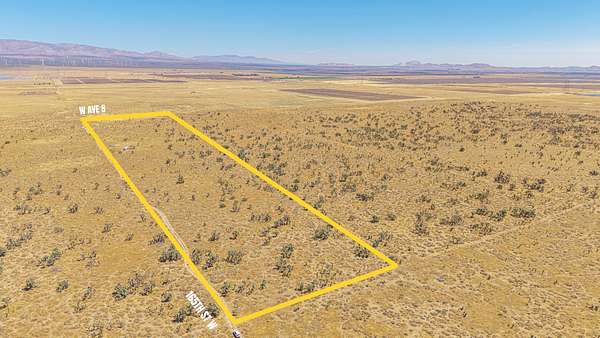 39.2 Acres of Land for Sale in Lancaster, California