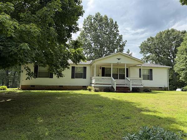2.5 Acres of Land with Home for Sale in Scottsville, Kentucky