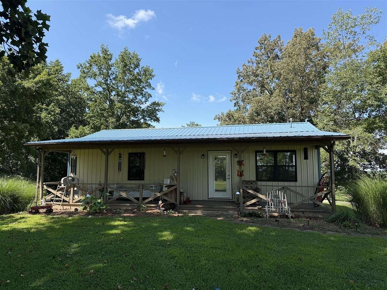 1.76 Acres of Land with Home for Sale in Smiths Grove, Kentucky